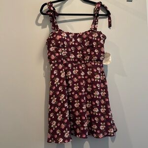 Alterd State Floral mini dress! Size Large! NWT!